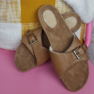 UGG Australia Sandals